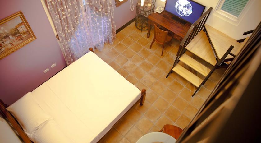 Alongs Garden Bed & Breakfast Hengchun Exterior photo